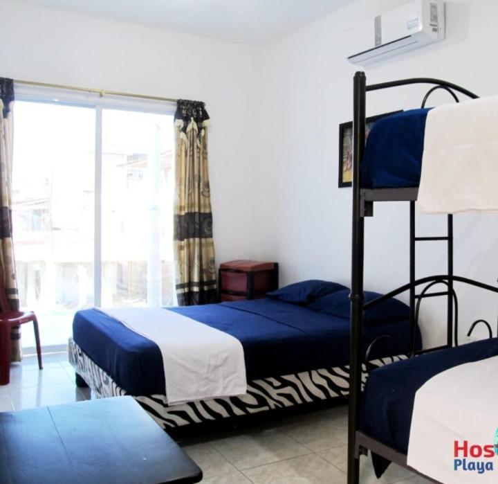 Hostal Playa Imperial Manta Ngoại thất bức ảnh