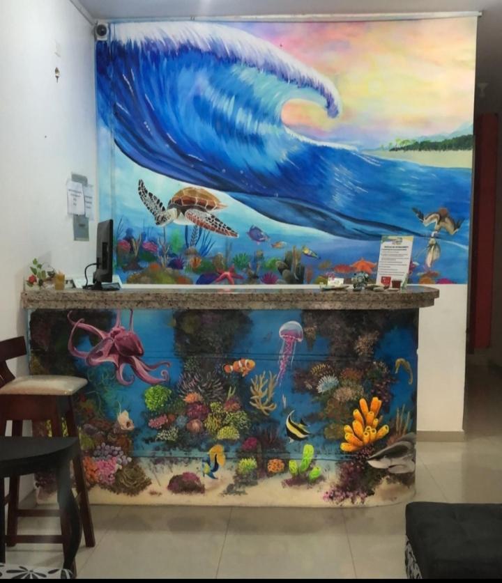 Hostal Playa Imperial Manta Ngoại thất bức ảnh
